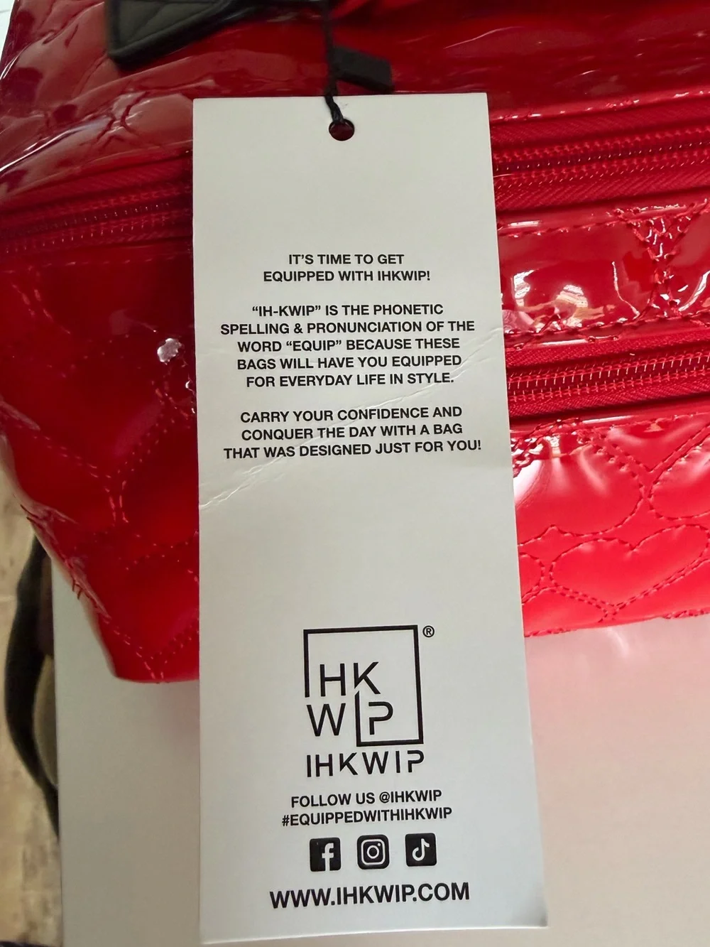 IHKWIP Carry All Heart Quilted Travel Cosmetic Case Cardinal Red NWT